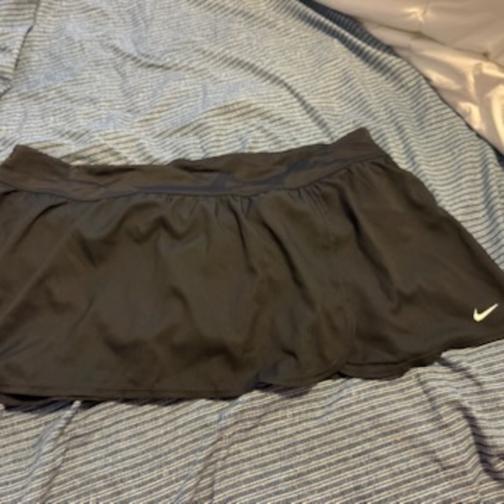 Nike Black Skater Mini Skirt for Athletic Occasions